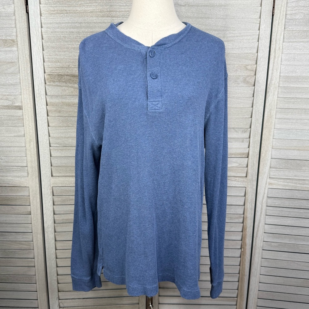 ST. JOHN'S BAY Men's Blue Thermal Long Sleeve Henley T-Shirt-Large